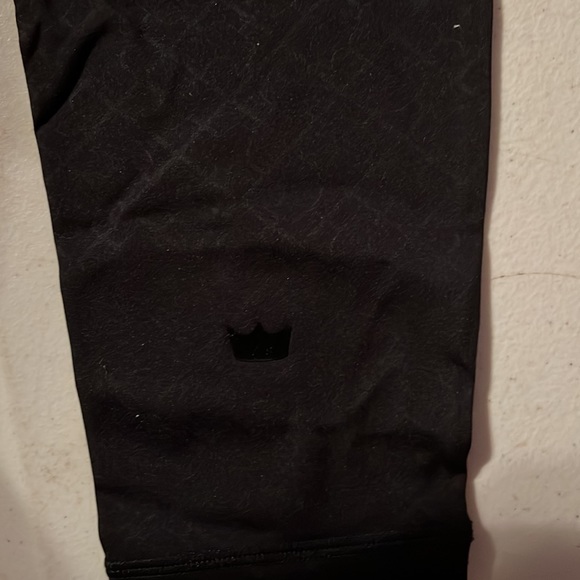 SheFit All Black Boss Leggings - Picture 4 of 4